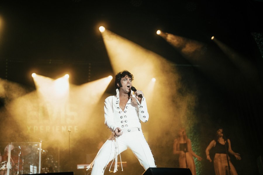 Bilddatei: The Musical Story of Elvis